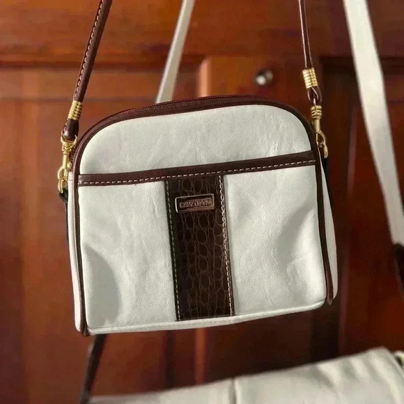 Vintage Carryland White and Brown Faux Leather Crossbody Bag Set - Set of 2 - Picture 16 of 16